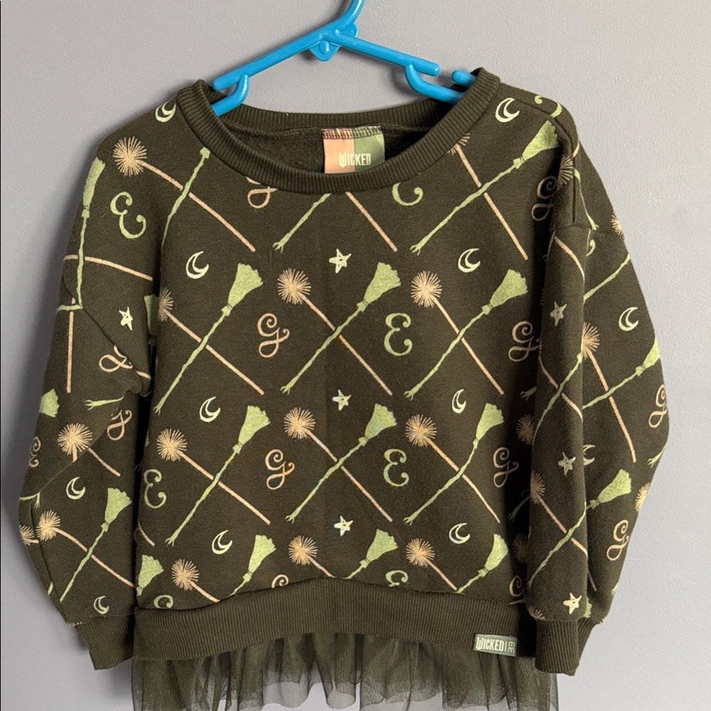 Wicked universal Studios girls sweatshirt 4T tulle hem Glinda & Evelyn brooms